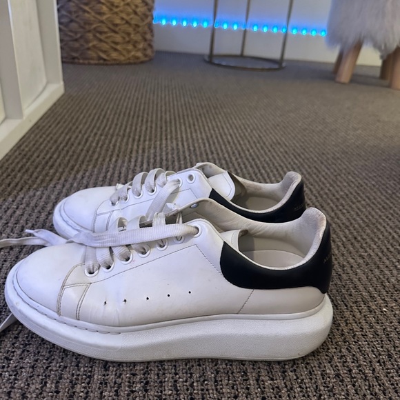 ALEXANDER MCQUEEN SNEAKERS - Picture 2 of 5